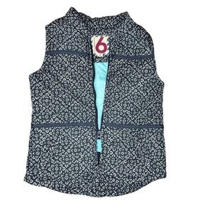 Cotton on Kids Girls Puffer Vest  Size 6 k229
